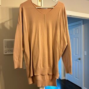 Mod boutique sweater